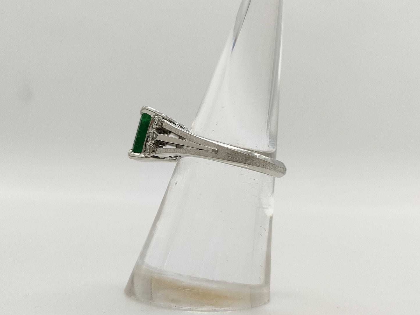 E1.60ct D0.18ct PT900 5.9g Ring 