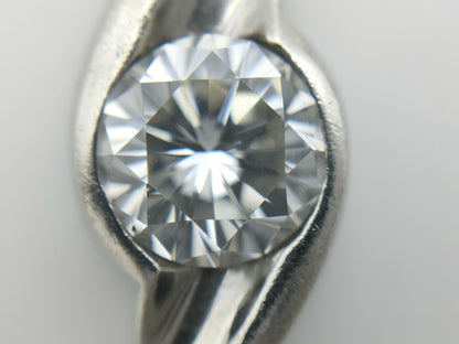 D1.01ct PT900 4.0g Pendant Top 