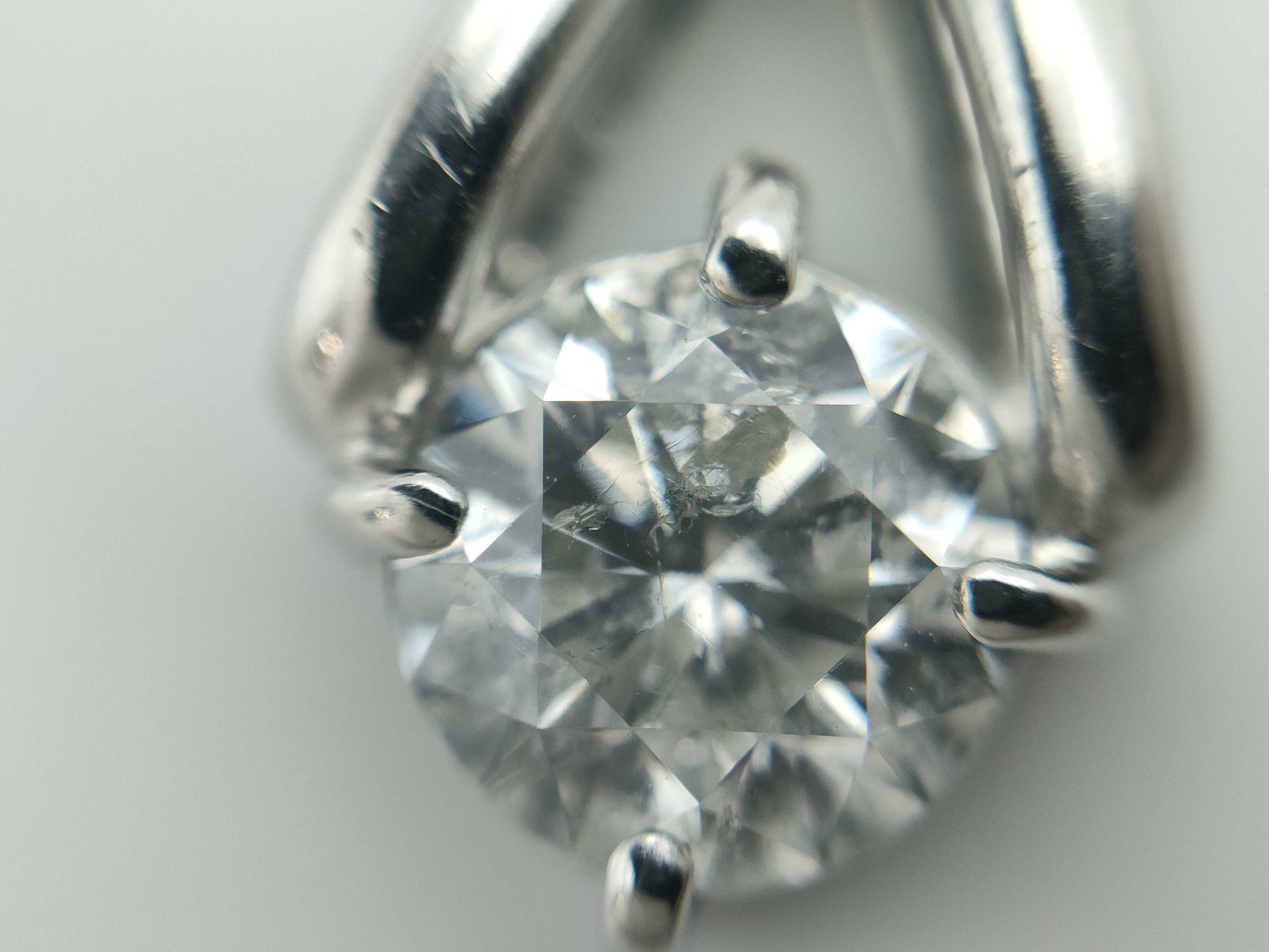 D1.070ct PT900/850 5.0g Necklace 