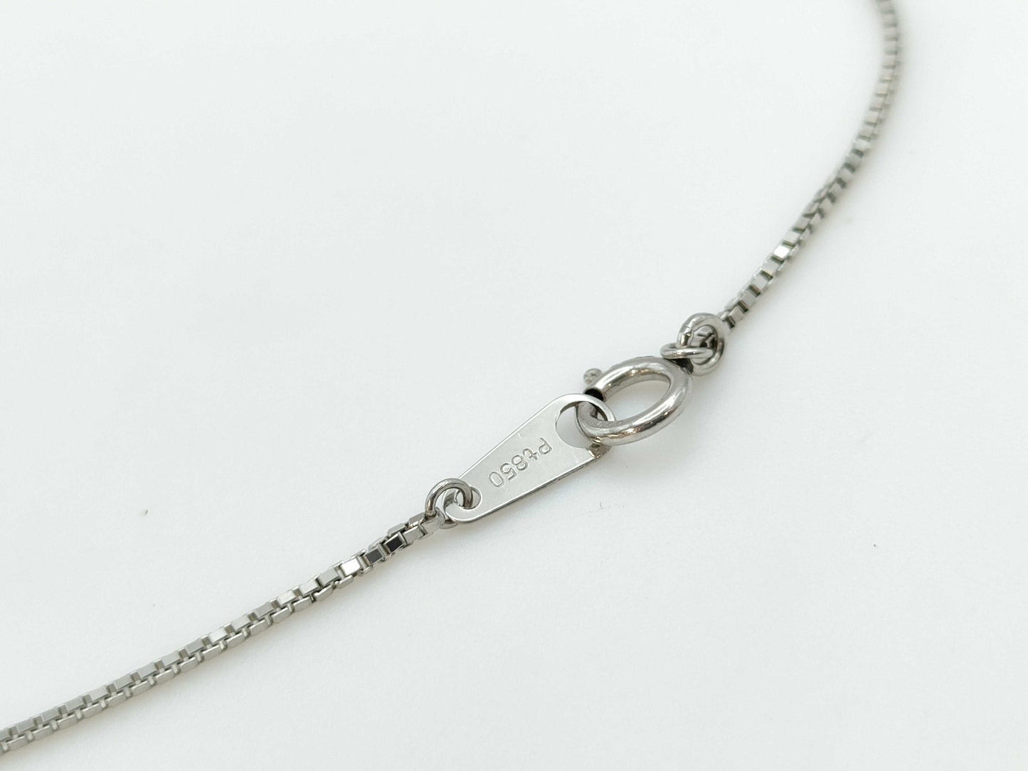 D1.070ct PT900/850 5.0g Necklace 