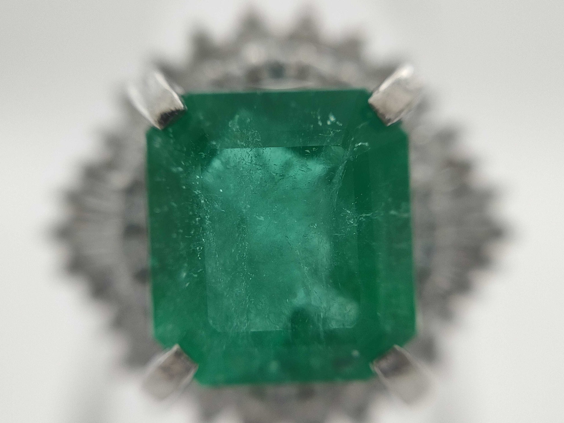 E2.252ct D0.70ct PT900 9.4g Ring 