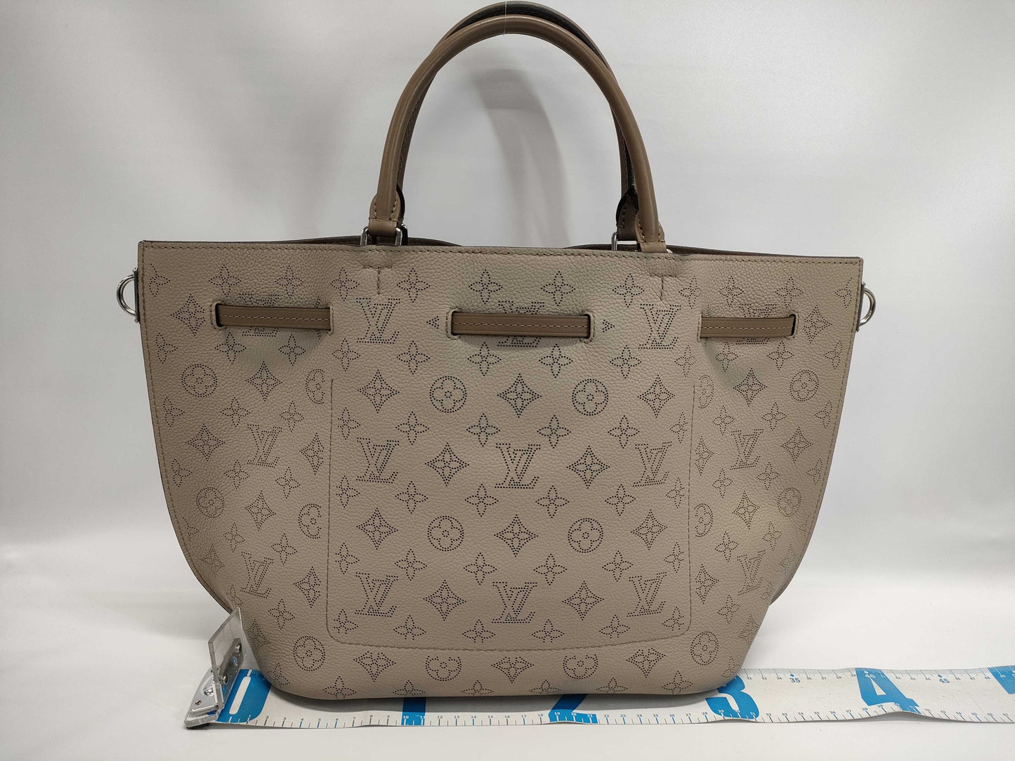 LOUIS VUITTON Monogram Mahina Brand Bag Girolata with Pouch DR2107 Handbag