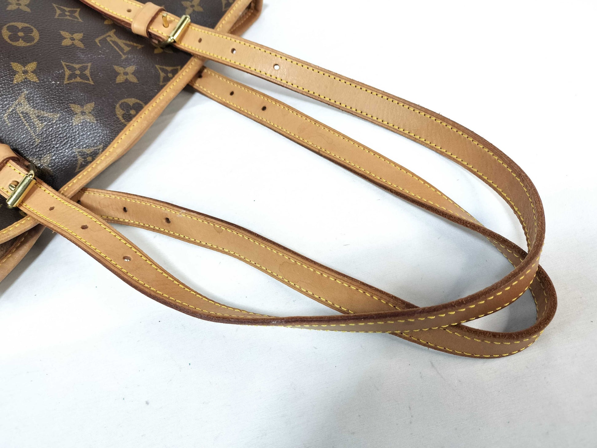 LOUIS VUITTON Monogram LV Bucket Bag Shoulder Bag