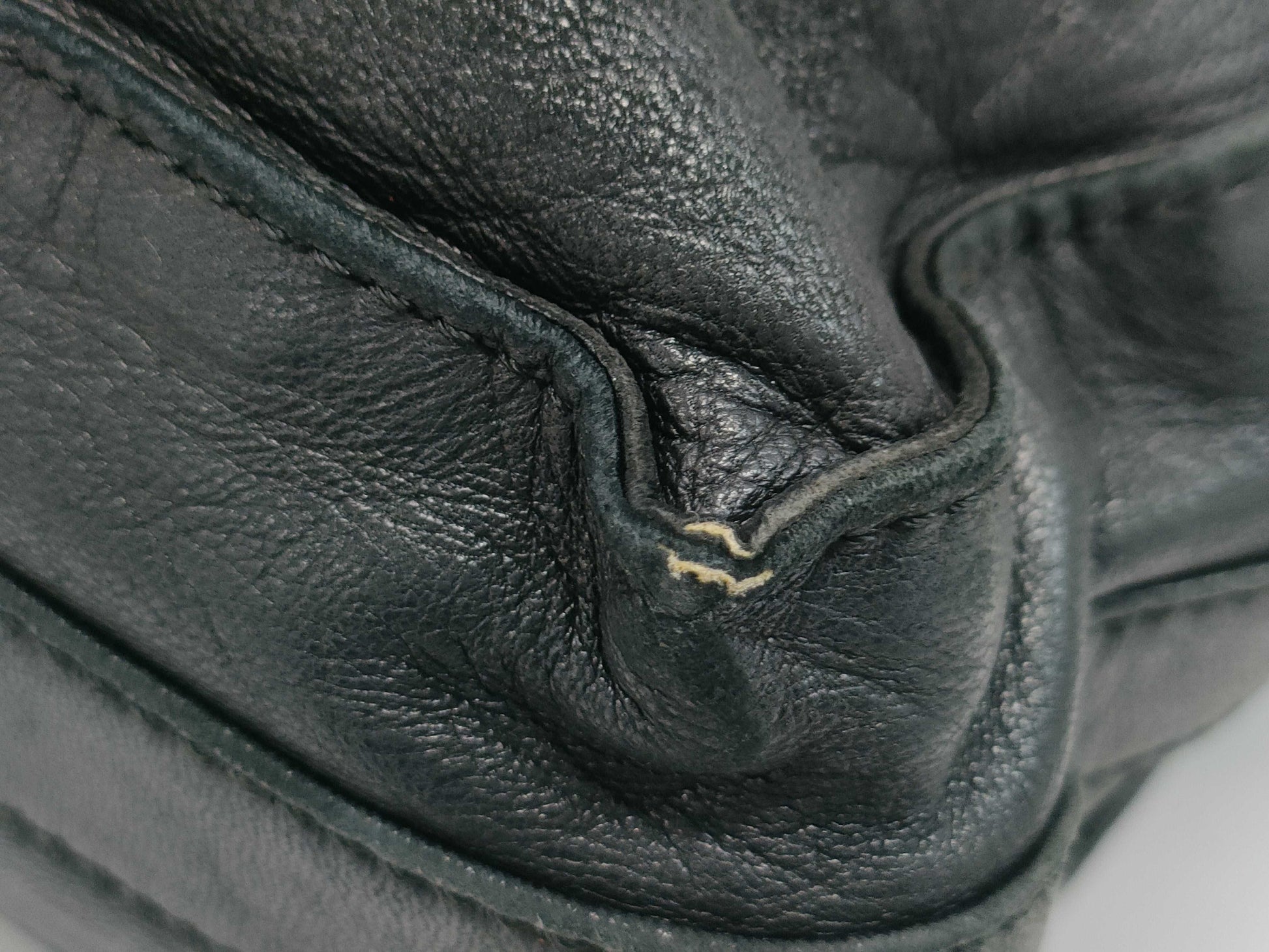 LOEWE 7233 Flamenco Shoulder Bag, Black