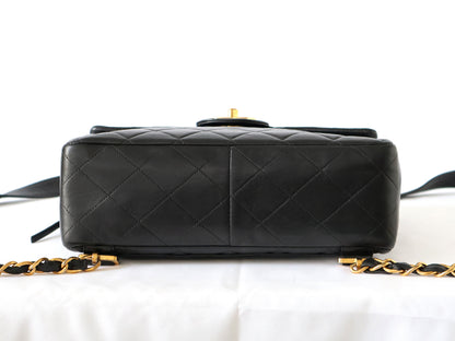 CHANEL Seal Matelasse Lambskin Chain Backpack Black