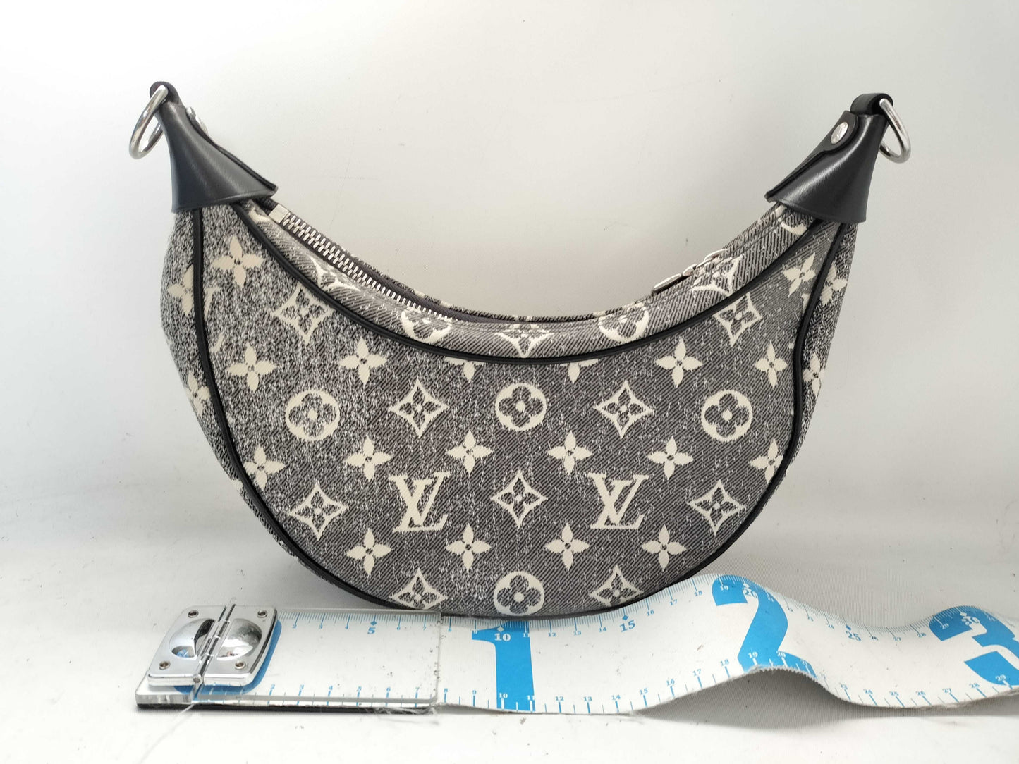 LOUIS VUITTON Monogram Jacquard Loop Hobo M21752 Shoulder Bag