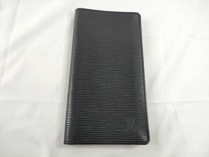 LOUIS VUITTON Epi Porte Carte Credit M63212 Wallet