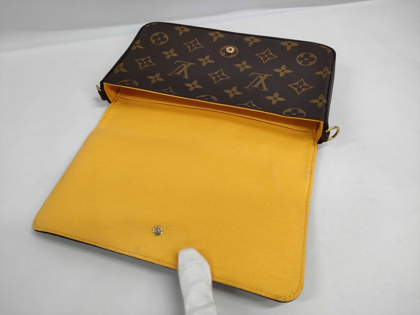 LOUIS VUITTON LOUIS VUITTON Monogram Pochette Felicie IC Chiff Shoulder Bag
