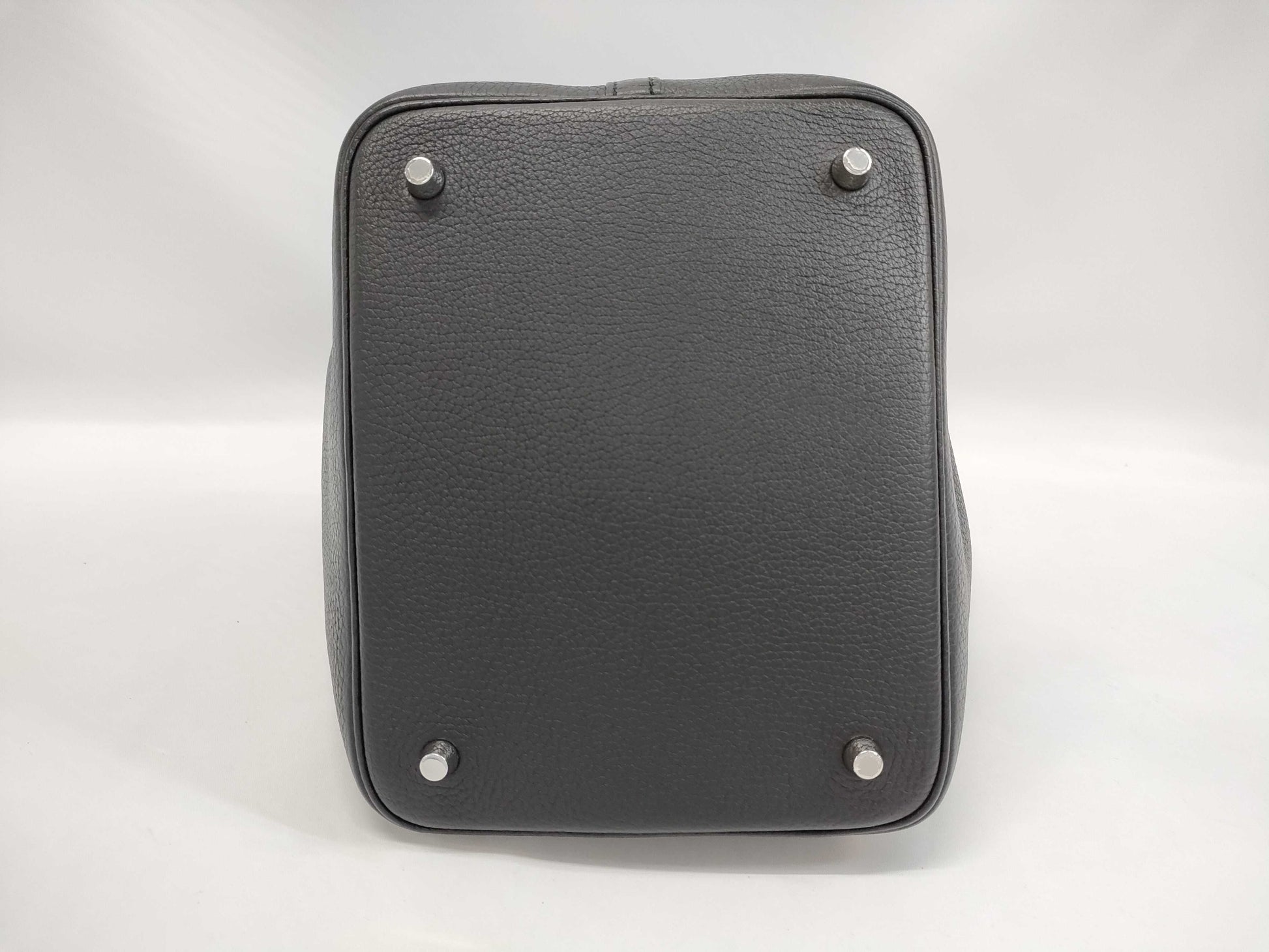 HERMES Hermes Picotin 22 Black Y Stamp Handbag