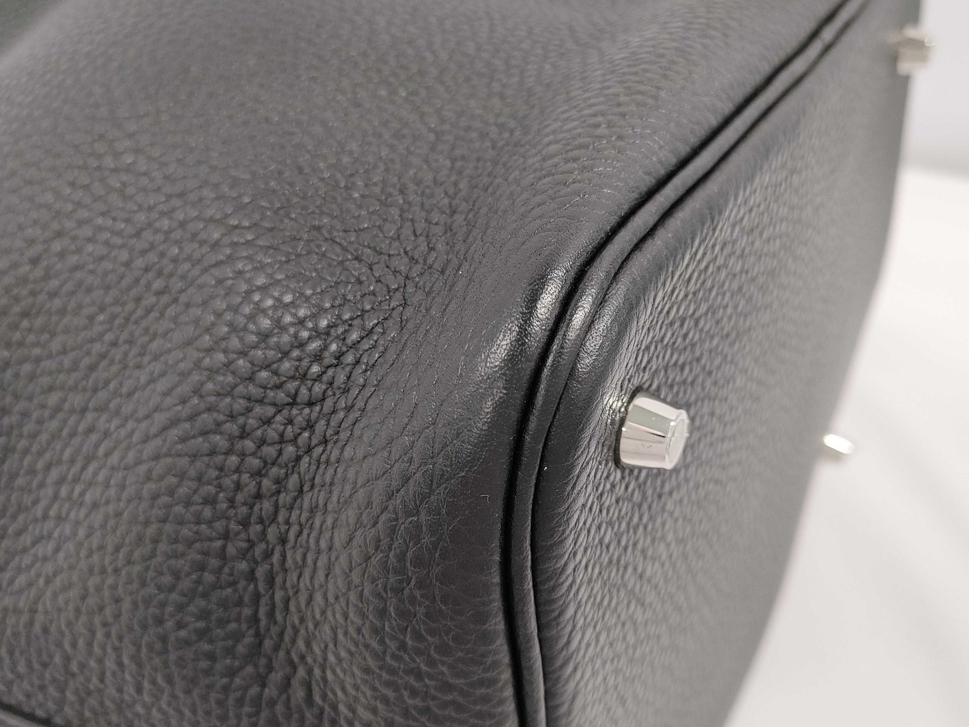 HERMES Picotin 22 Black Y Stamp Handbag