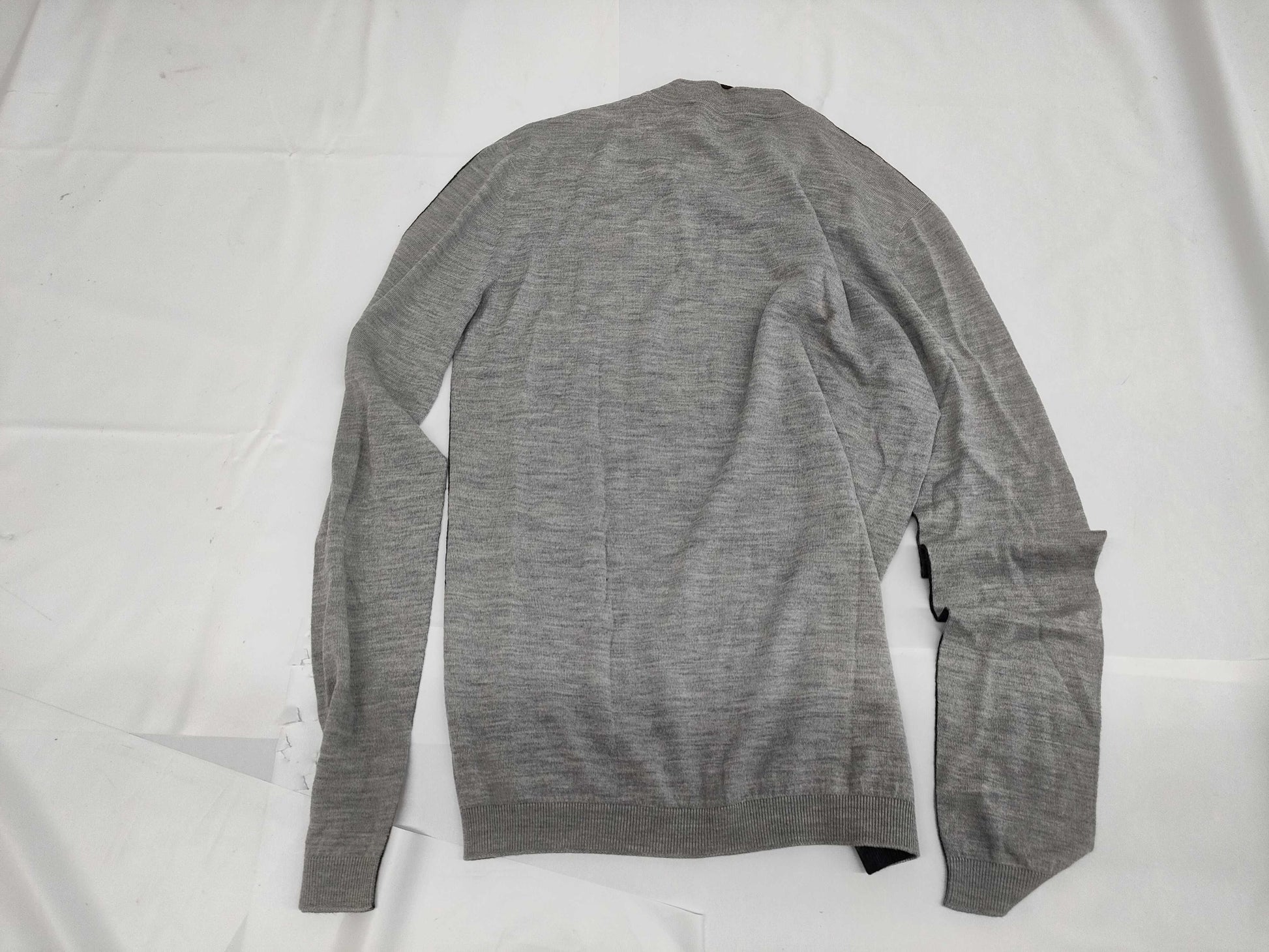 LOUIS VUITTON Sweater Tag Cut Top