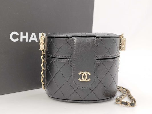 CHANEL Chain Shoulder Vanity Shoulder Bag