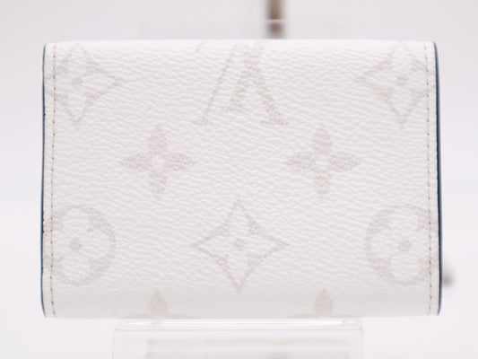 LOUIS VUITTON M30899 Monogram Taiga Rama Discovery Compact Antarctica RFID Enabled Wallet