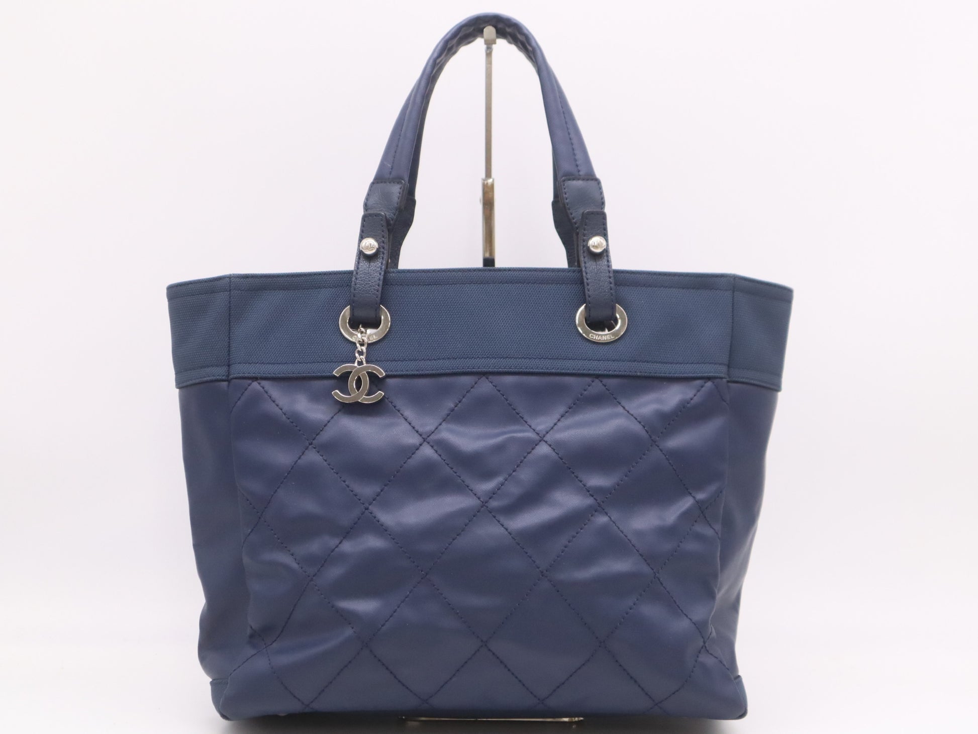 CHANEL Paris Biarritz Tote MM Leather Canvas with Silver Hardware and Navy Seal 15564244 Tote Bag