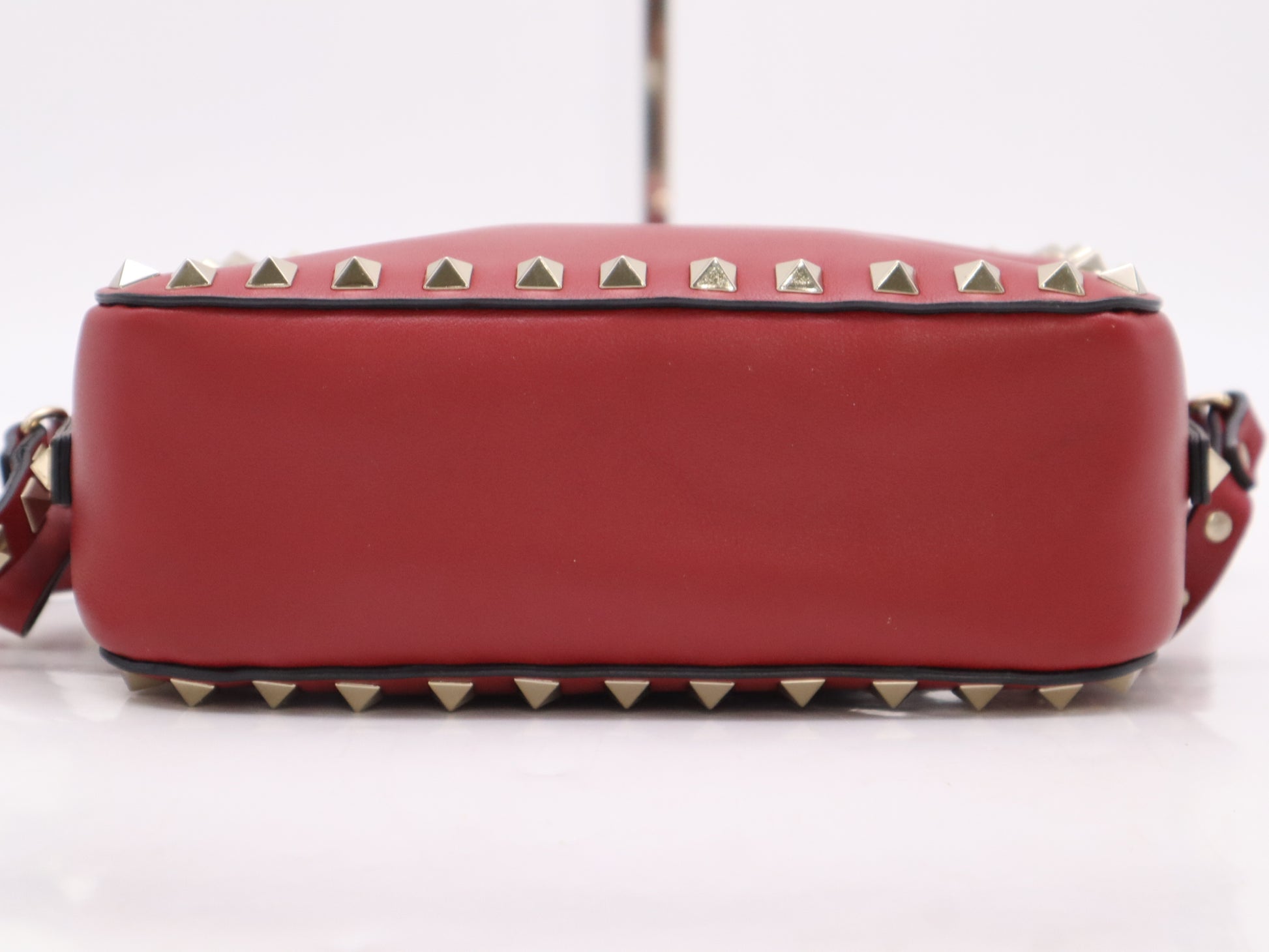 VALENTINO QW0B0809VSF Garavani Leather Rockstud Red Shoulder Bag