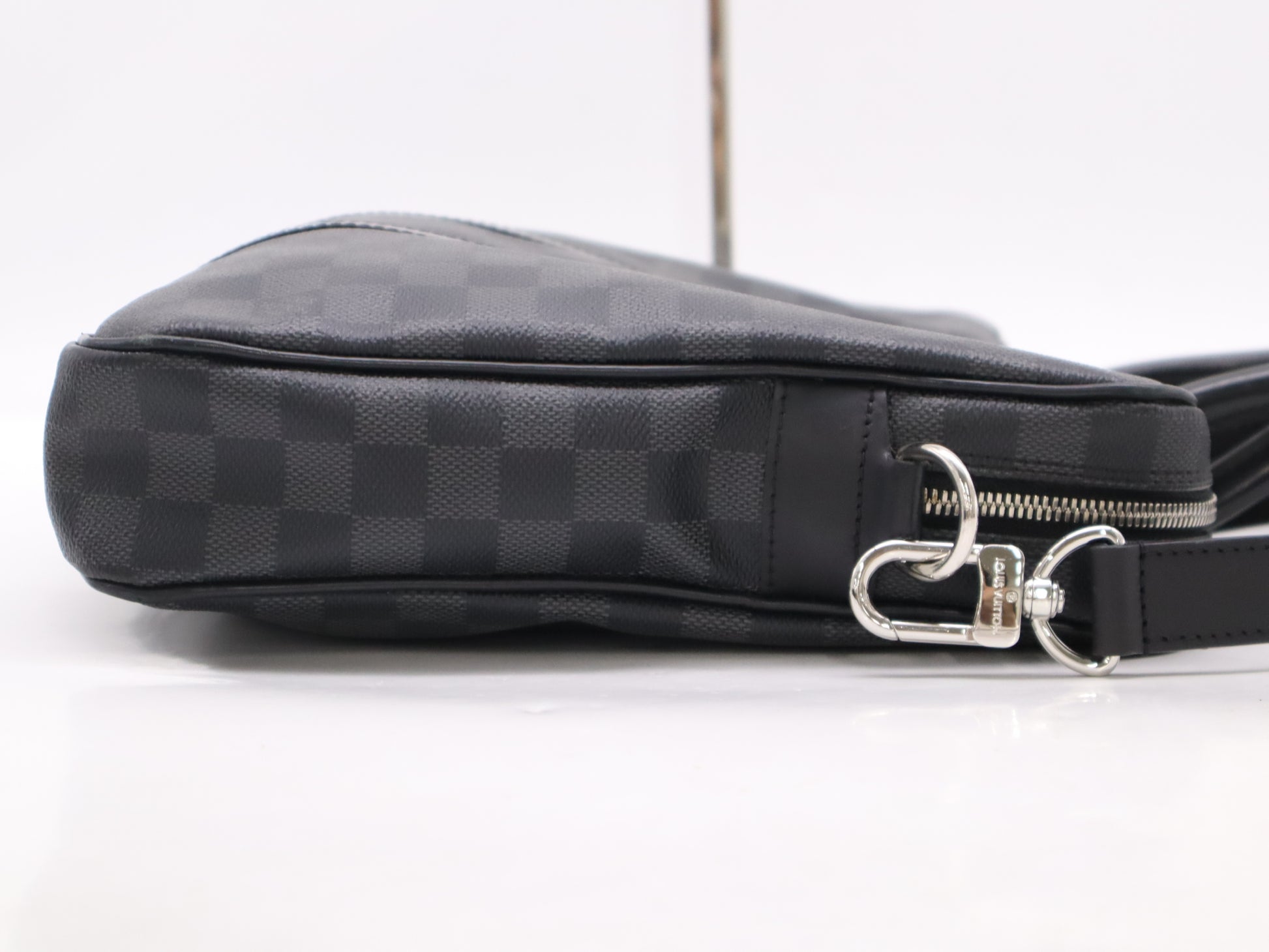 LOUIS VUITTON N41478 Graphite Porte-Document Voyage PDV PM Handbag with Shoulder Strap GI0137