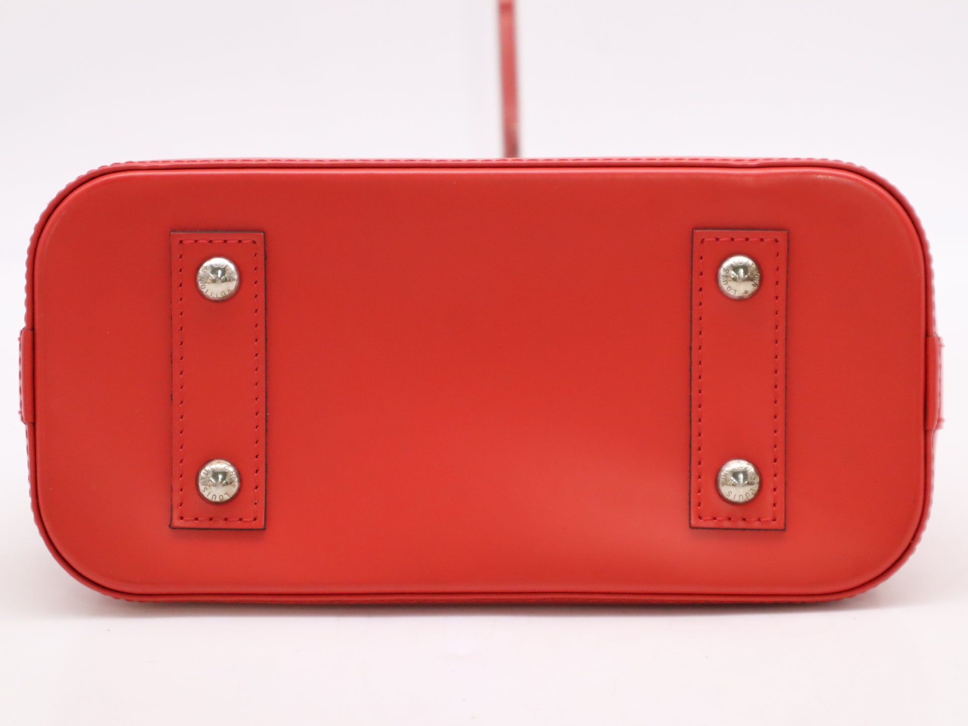 LOUIS VUITTON M41160 Epi Alma BB Coquelicot Handbag with Shoulder Strap, Cloche, Cadena, and Two Keys