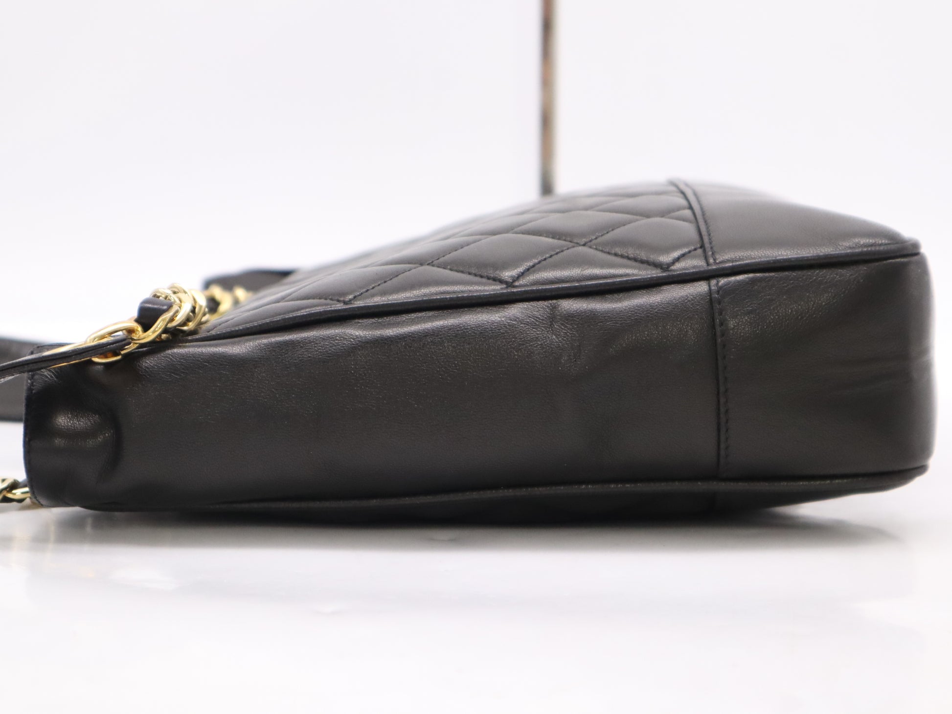 CHANEL Lambskin Matelasse Chain Tote with Black GD Hardware, Seal and Card Included, 2872205