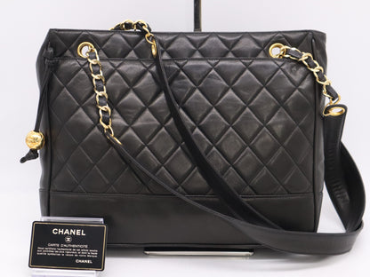 CHANEL Lambskin Matelasse Chain Tote with Black GD Hardware, Seal and Card Included, 2872205