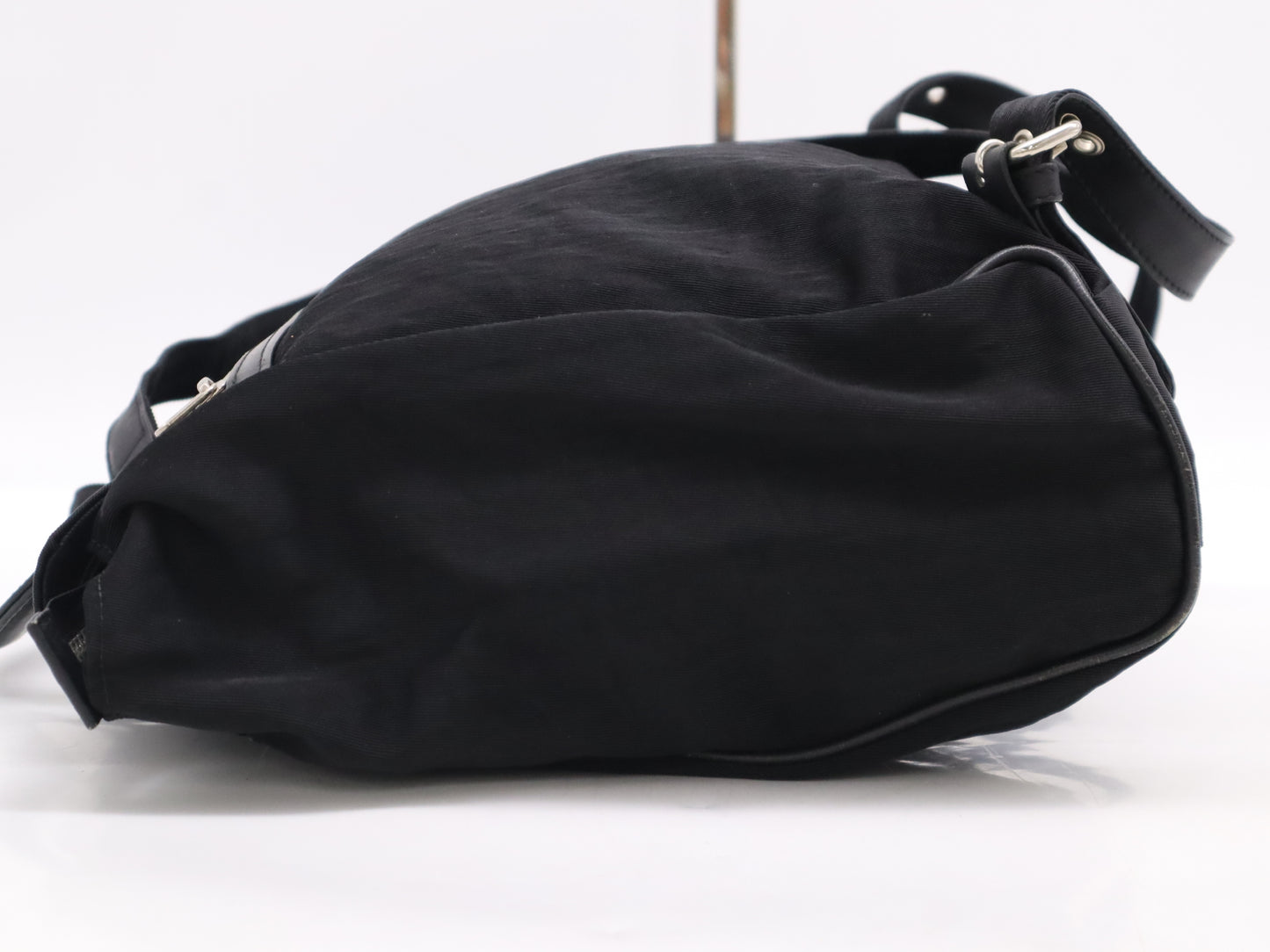 Les sacs Adam Leather and Nylon Backpack in Black with Pouch