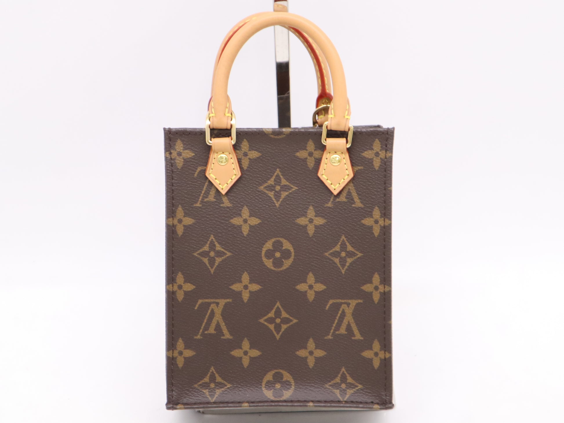 LOUIS VUITTON M81295 Monogram Petite Sac Plat Handbag with Shoulder Strap