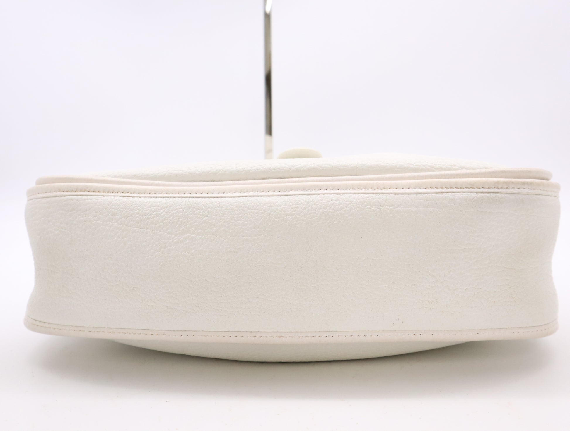 HERMES Evelyn Taurillon Clemence K Stamp Evelyn PM II White Shoulder Bag with Shoulder Strap