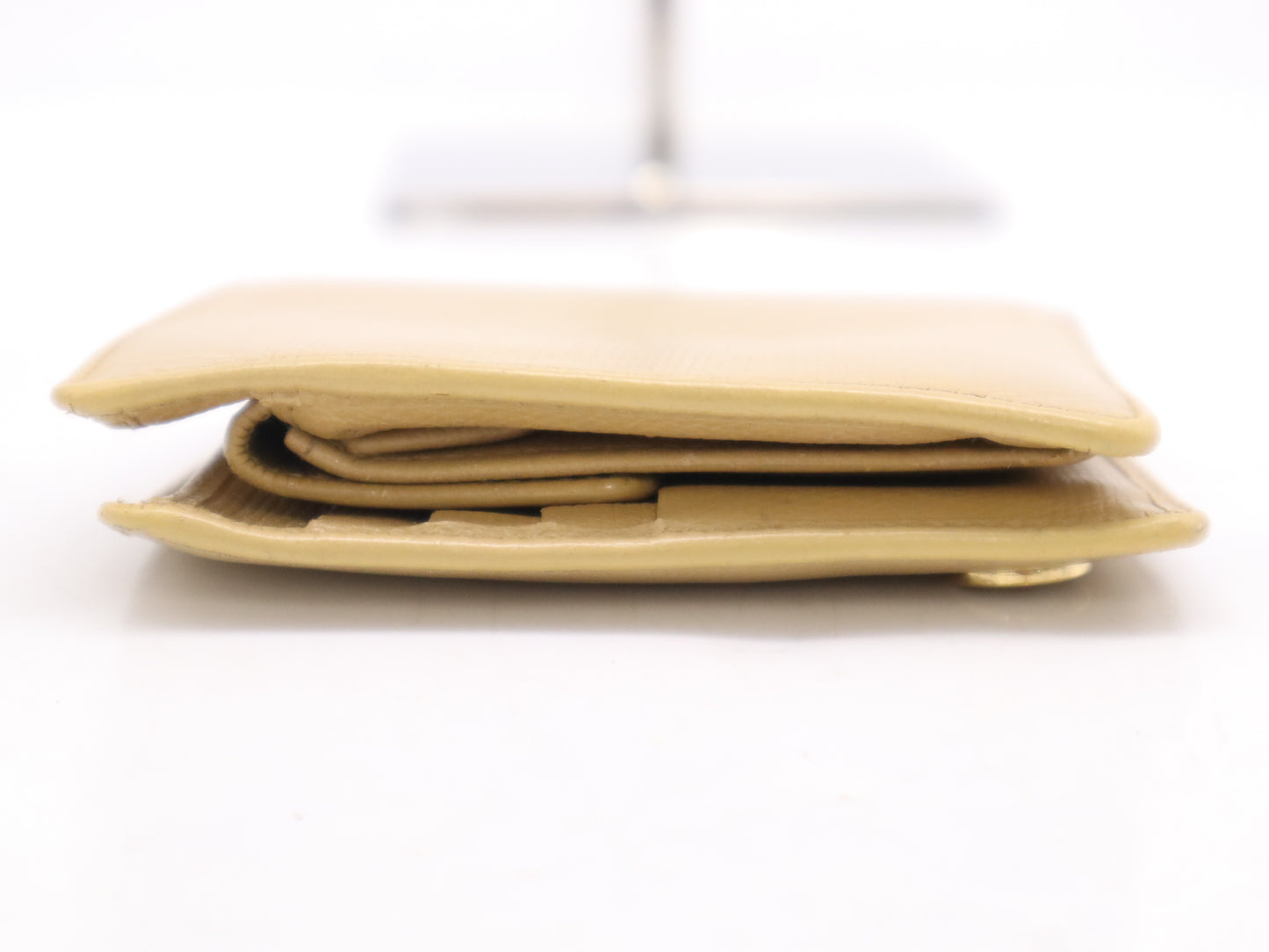 CHANEL A20901 Leather Coco Button Bifold Wallet Beige Seal 10394604 Wallet