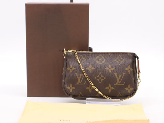 LOUIS VUITTON M58009 Monogram Mini Pochette Accessoires Pouch with Box and Dust Bag