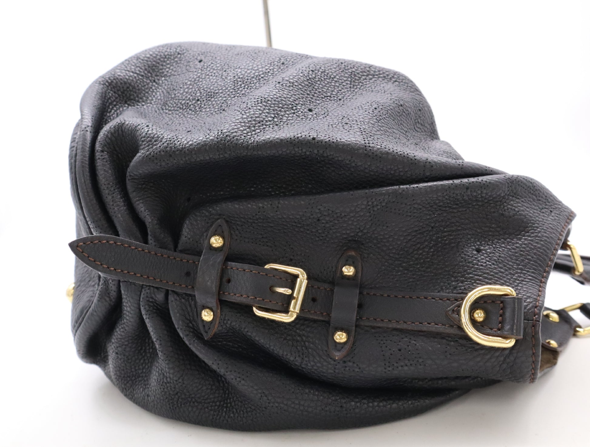 LOUIS VUITTON Mahina M95765 Mahina L Noir Shoulder Bag