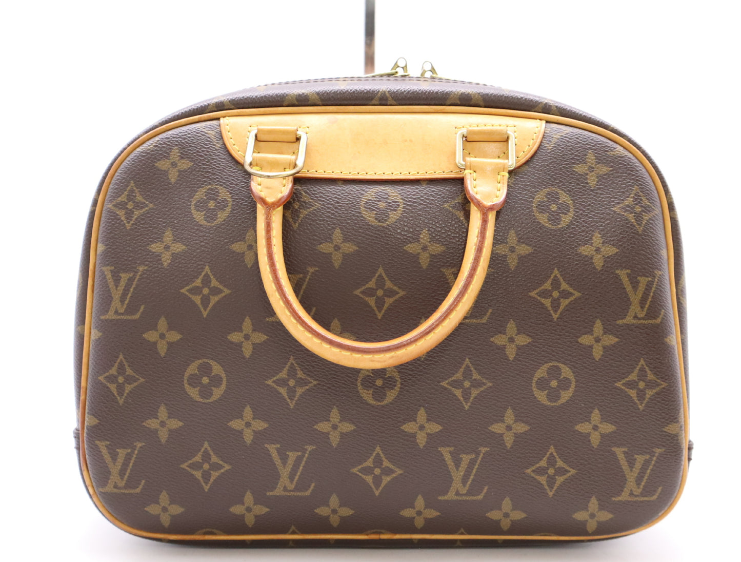 LOUIS VUITTON Monogram M42228 Monogram Trouville Handbag