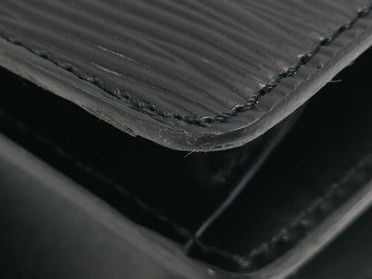 LOUIS VUITTON M52132 Epi Concorde Noir Handbag