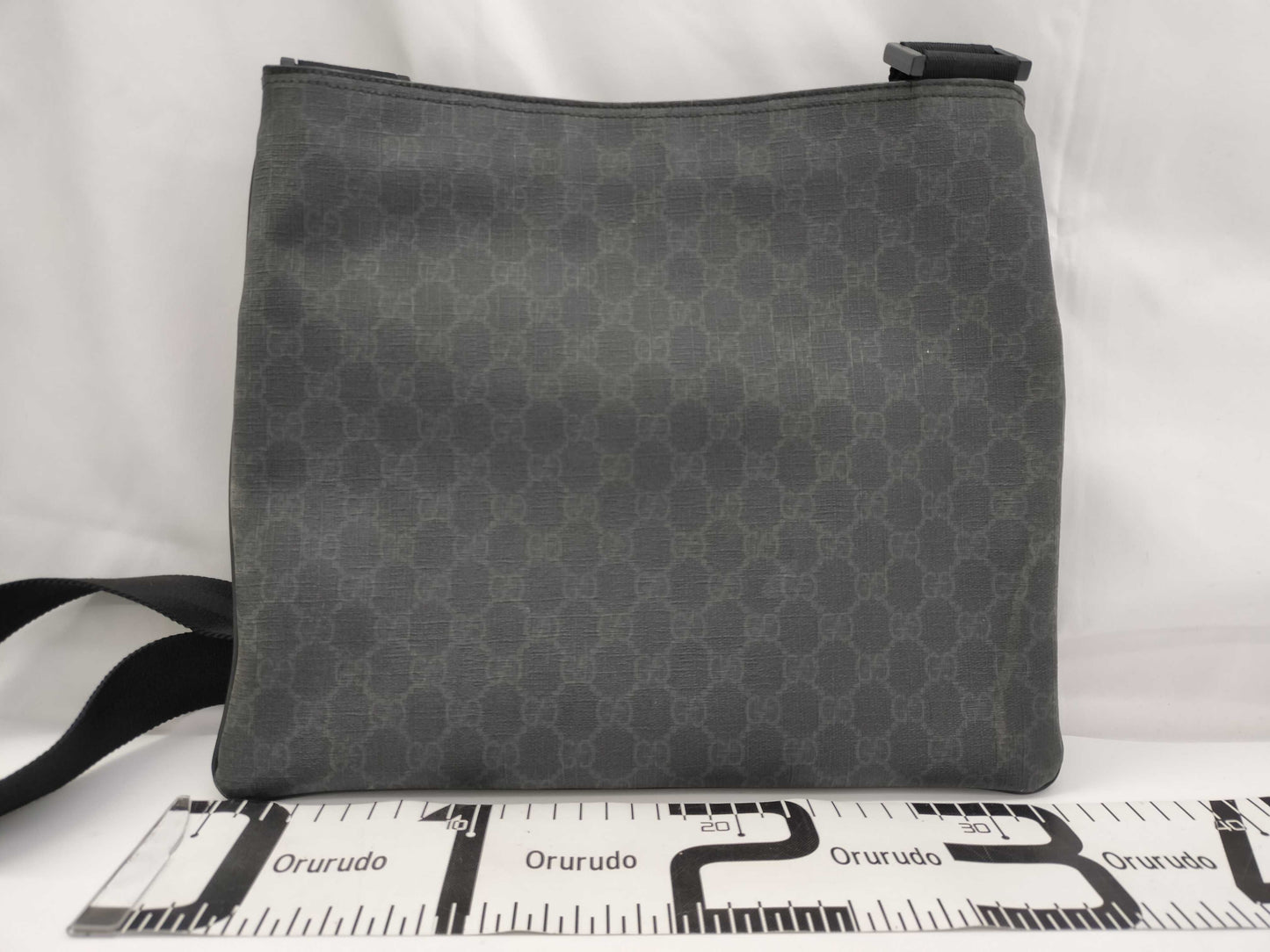 GUCCI GG Supreme PVC and Leather Shoulder Bag, Black and Gray, 162904