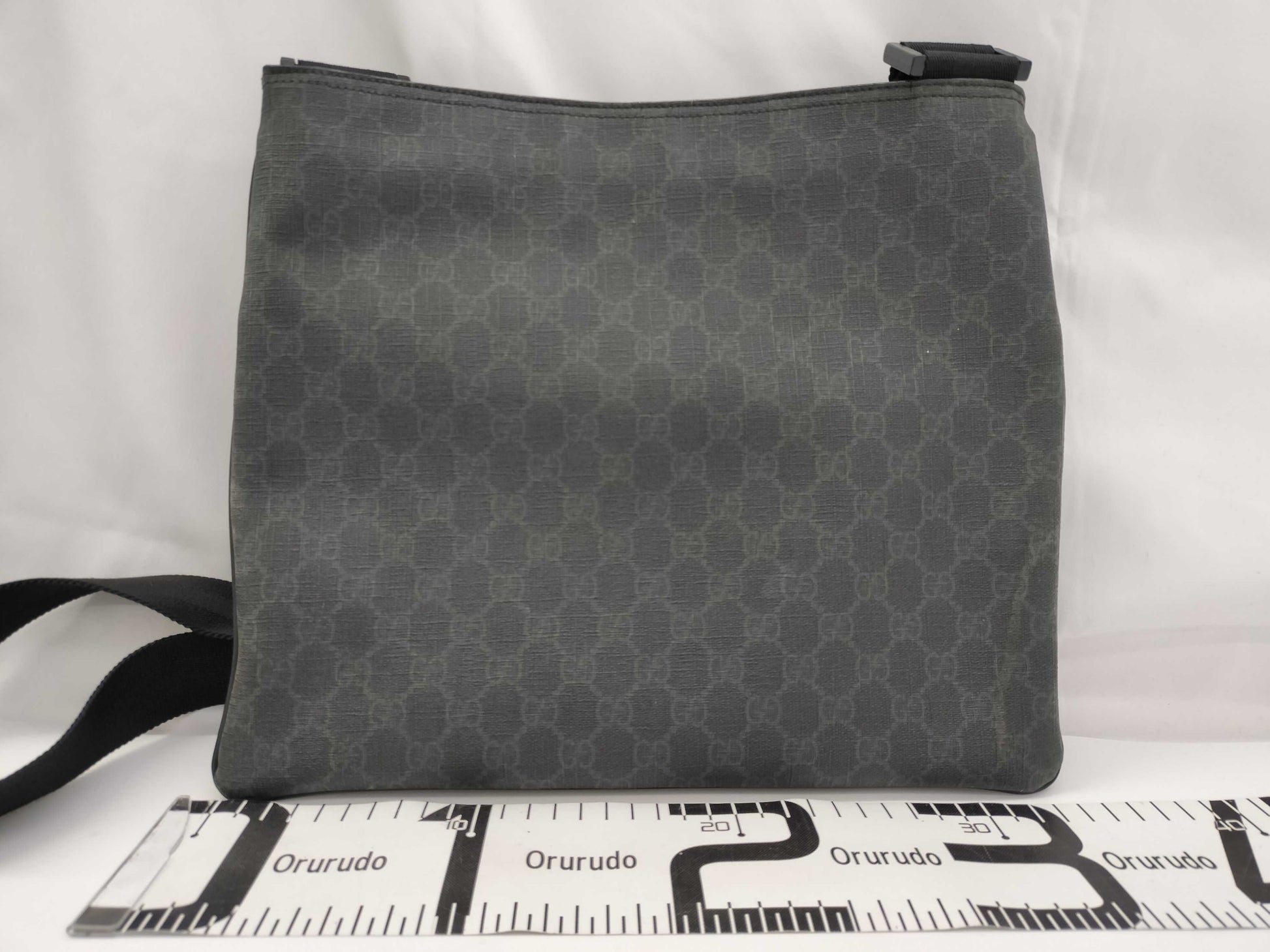 GUCCI GG Supreme PVC and Leather Shoulder Bag, Black and Gray, 162904