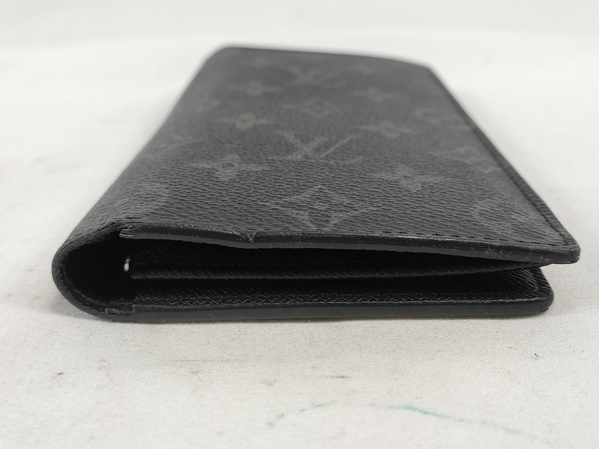 LOUIS VUITTON Monogram Eclipse Wallet