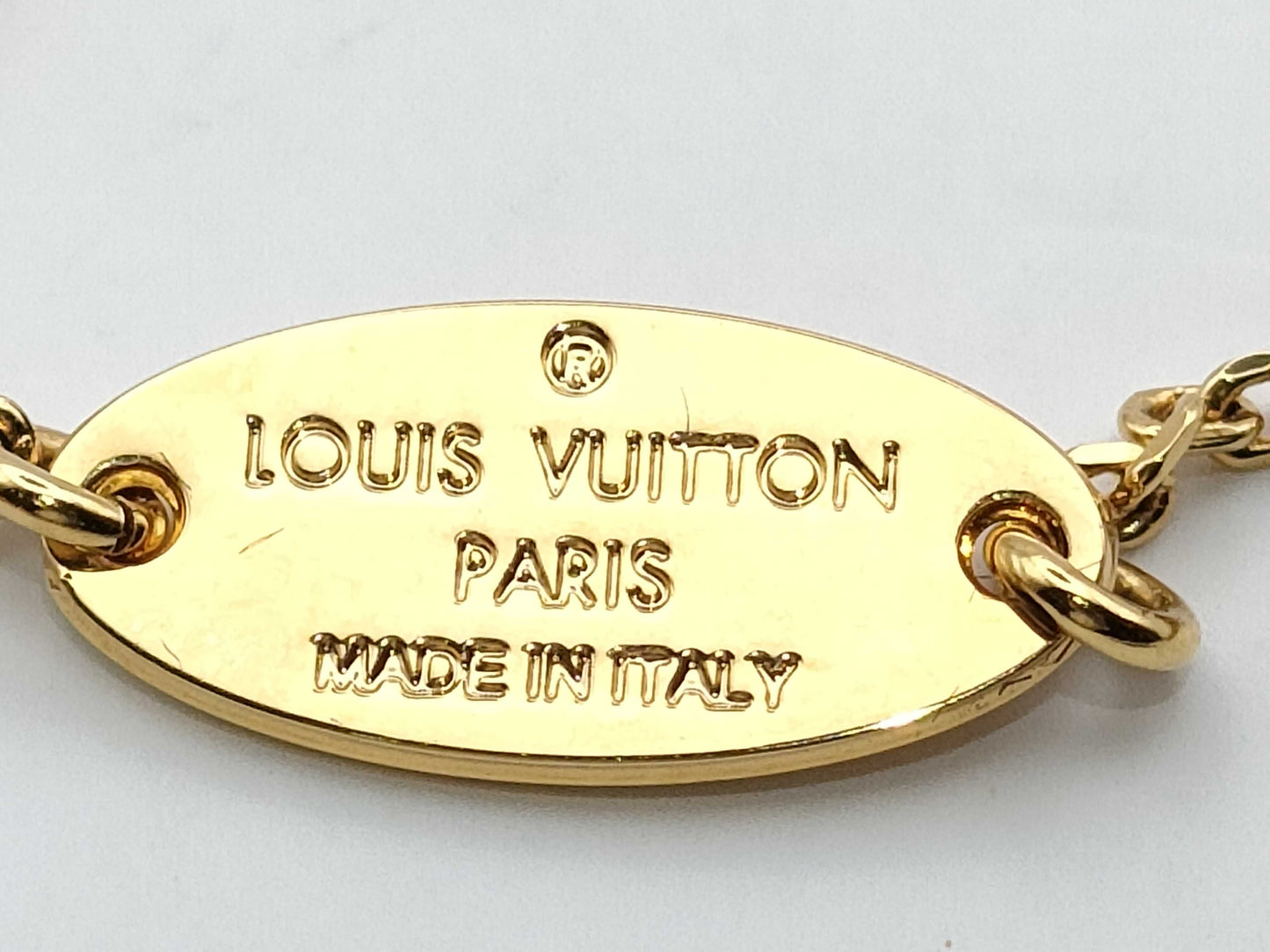 LOUIS VUITTON Number Necklace
