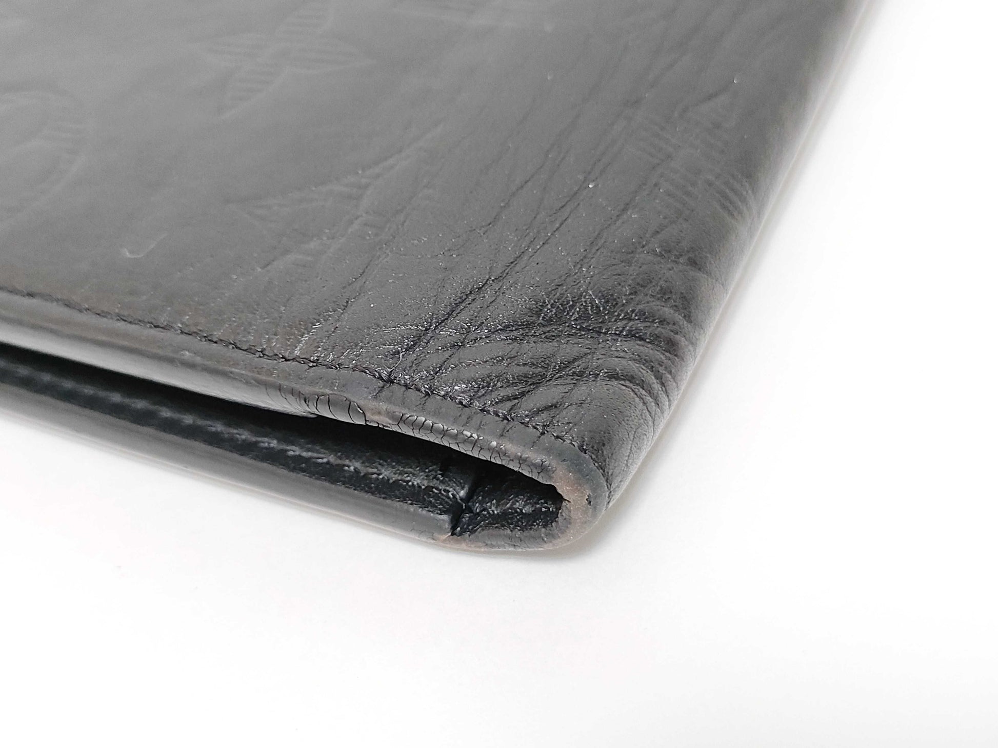 LOUIS VUITTON Monogram Shadow Brazza Wallet