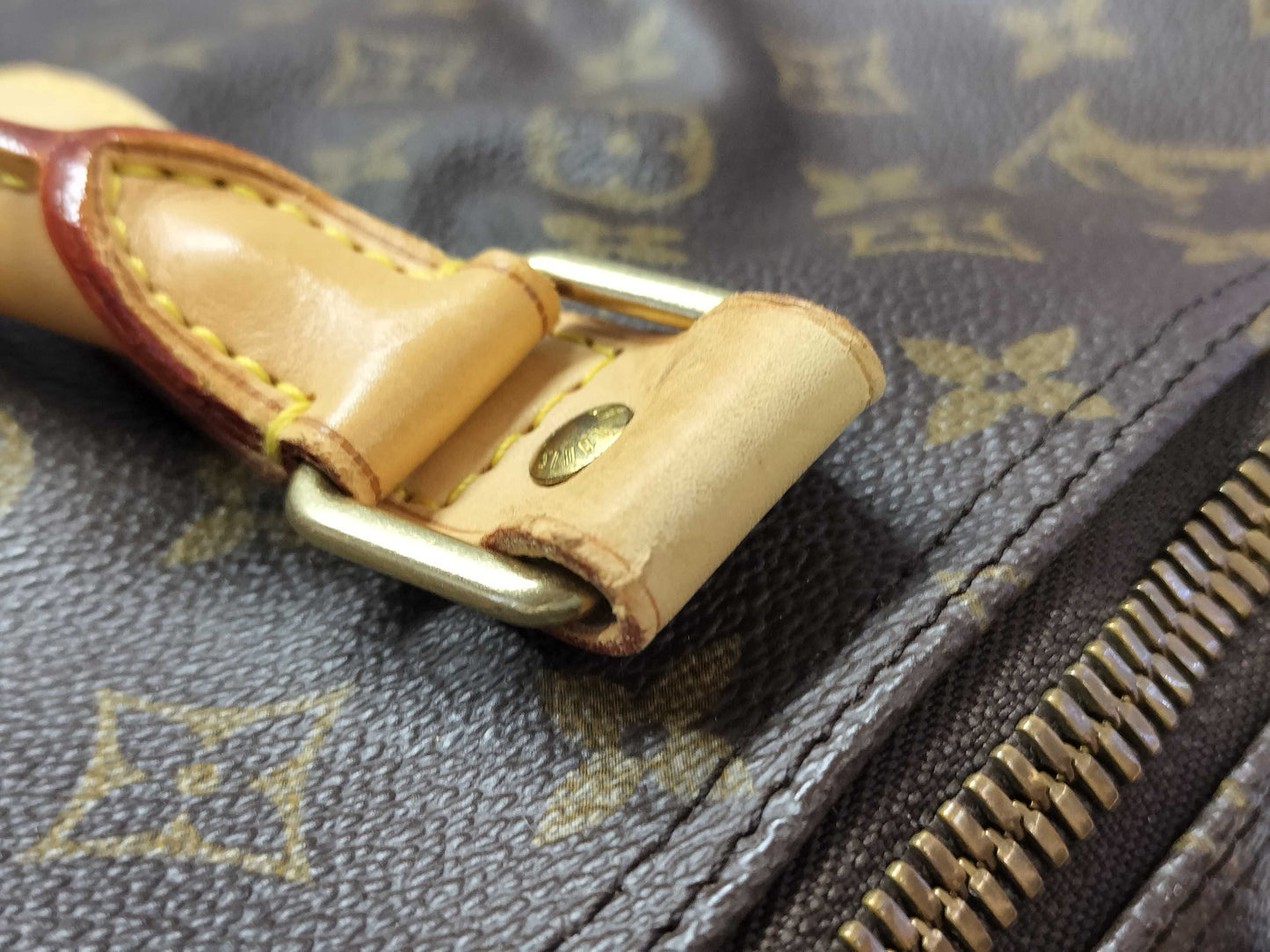 LOUIS VUITTON Monogram Keepall Bandouliere Boston Bag