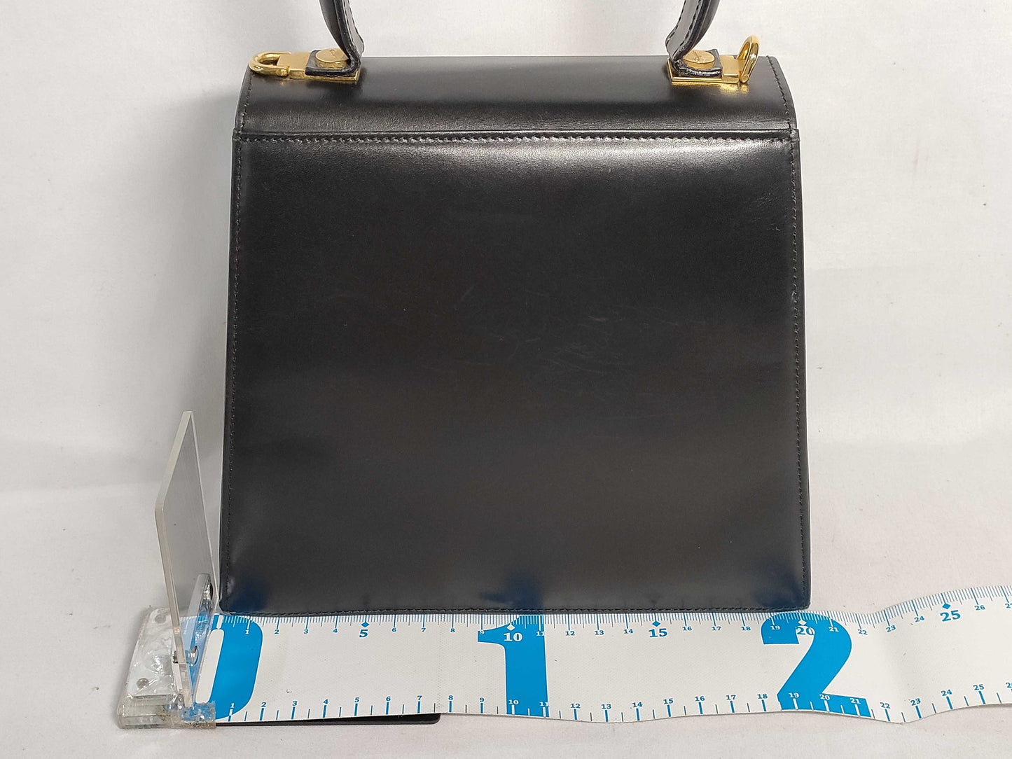 Salvatore Ferragamo Gancini Ferragamo 2-way handbag, Gancini leather, black handbag