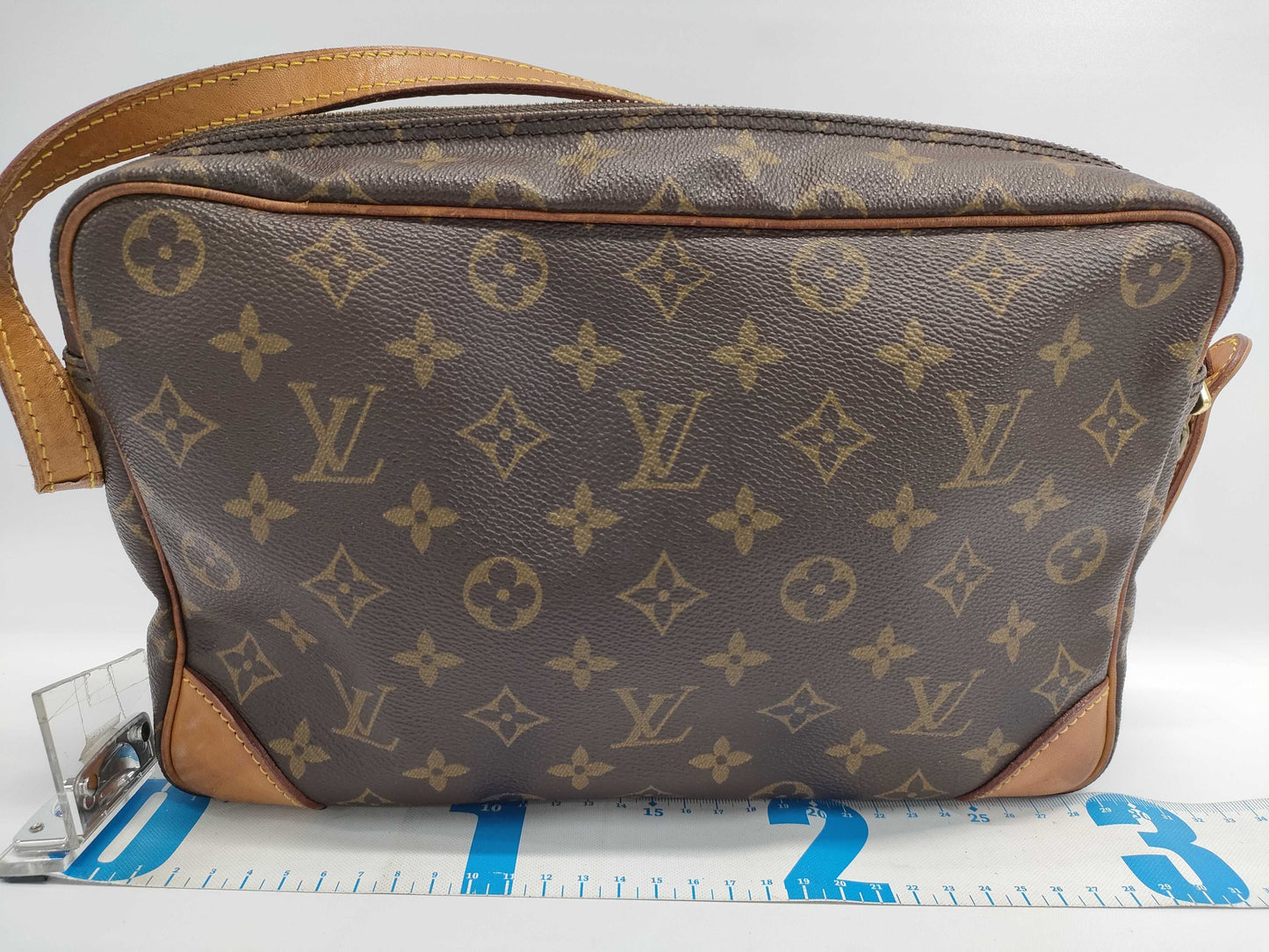 LOUIS VUITTON Trocadero GM Shoulder Bag