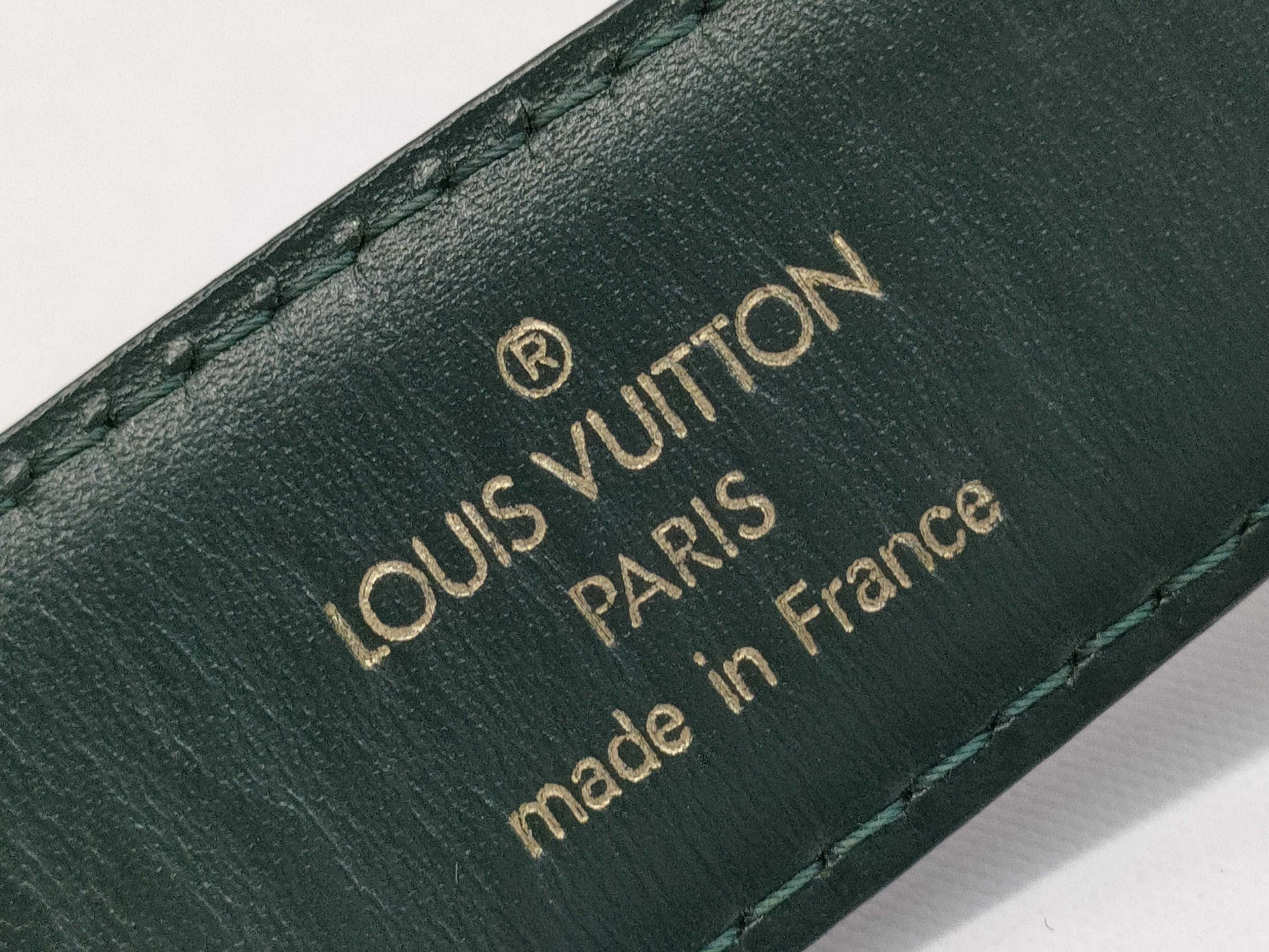 LOUIS VUITTON Classic Taiga Belt