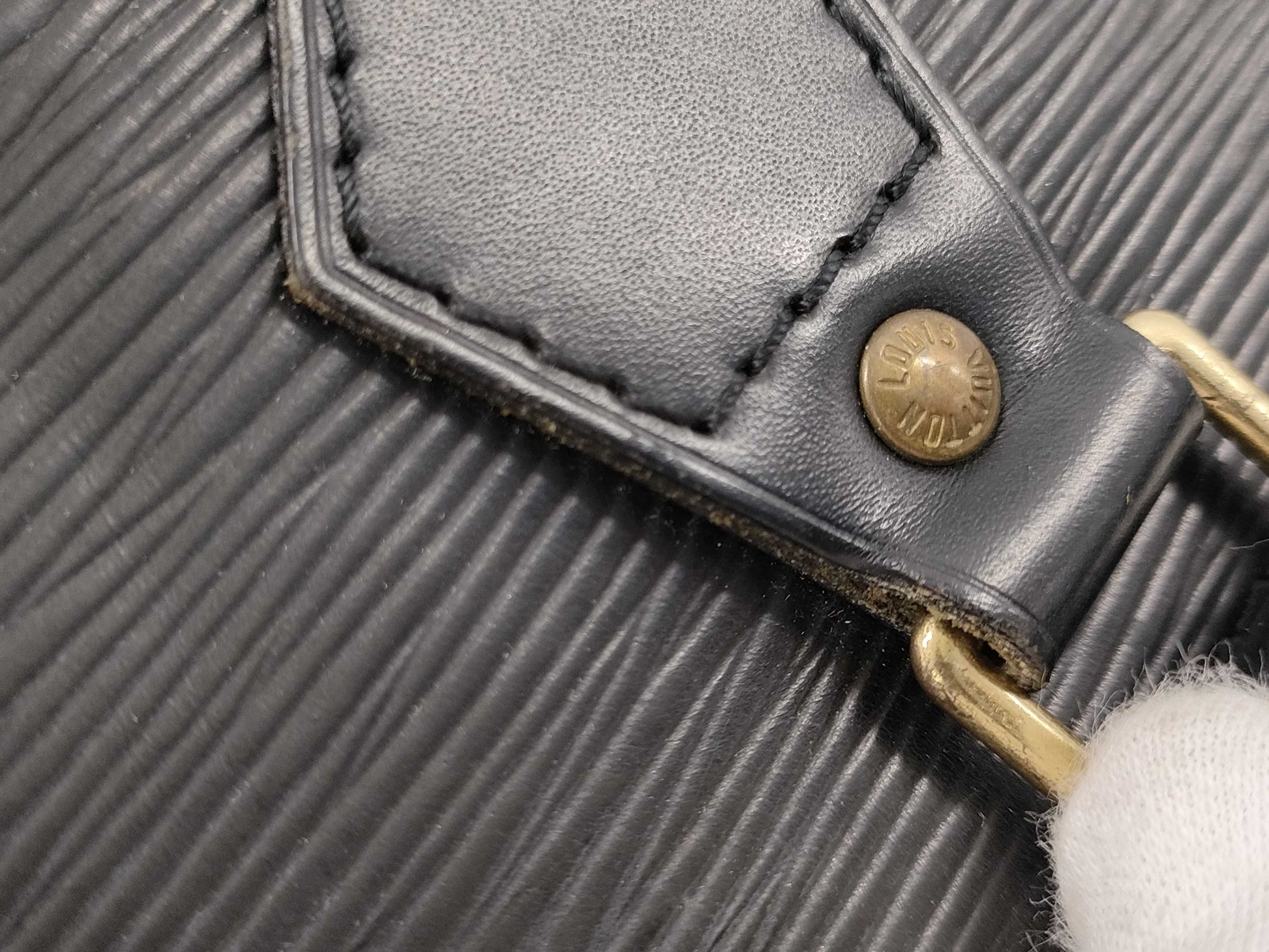 LOUIS VUITTON Louis Vuitton Bag Epi Alma Handbag