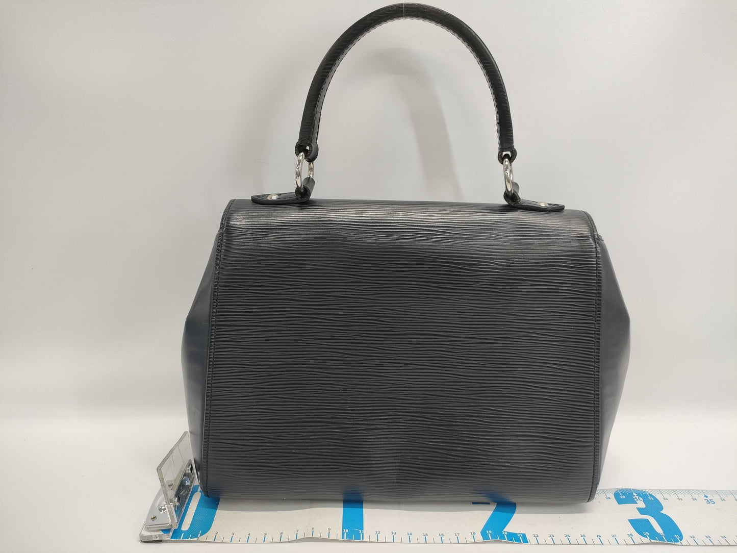 LOUIS VUITTON Epi Cluny BB Handbag
