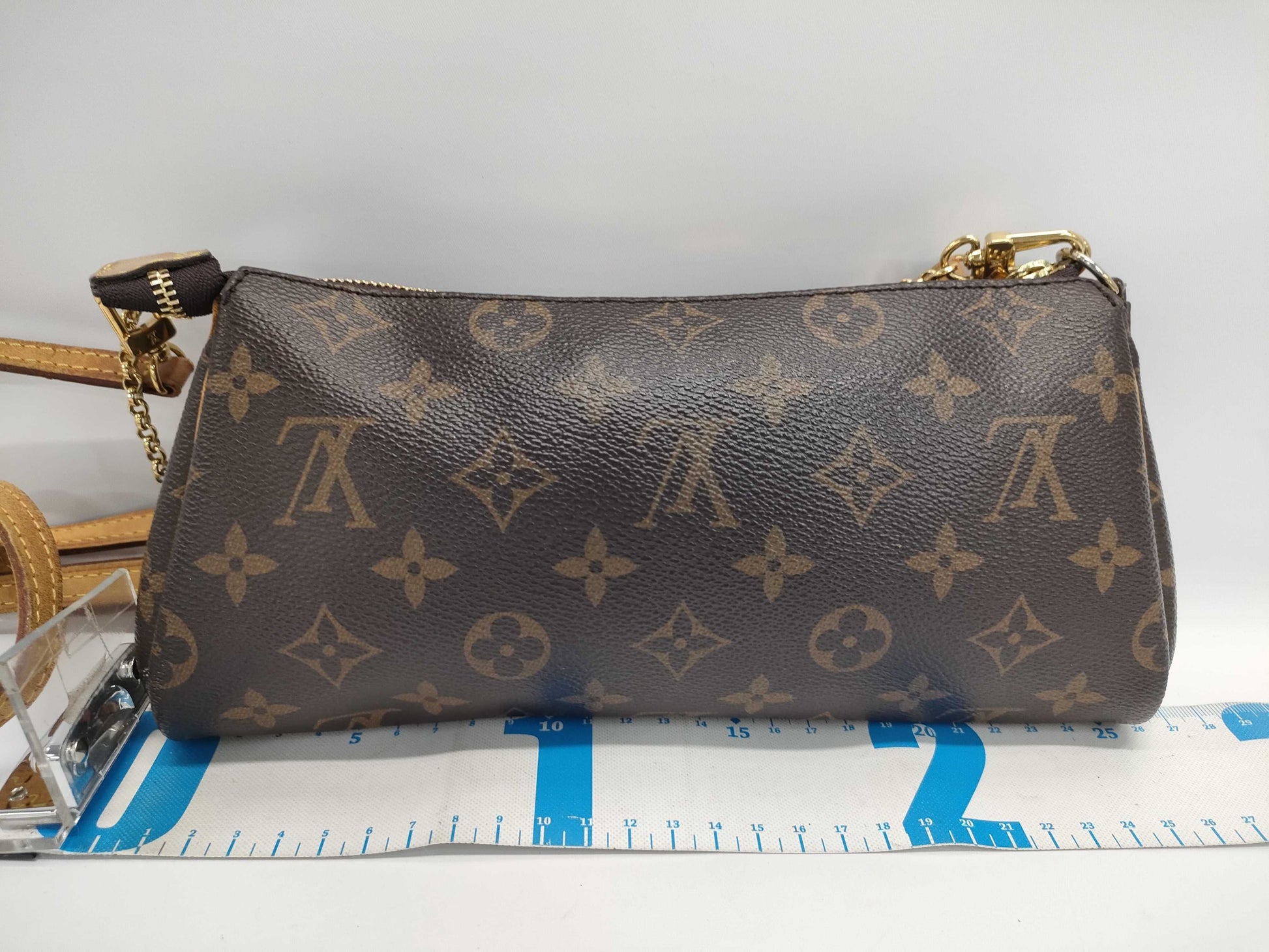LOUIS VUITTON EVA Accessory Pouch Shoulder Bag