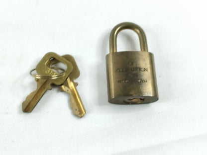 LOUIS VUITTON Cadena and Key x 2 No. 314 Other Accessories