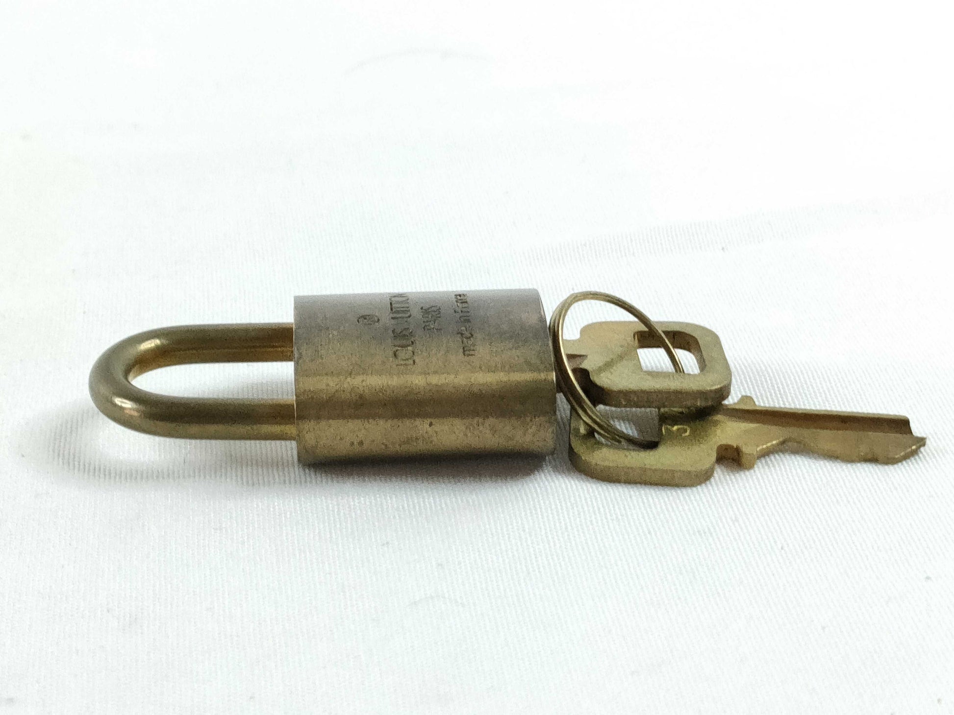 LOUIS VUITTON Cadena and Key x 2 No. 314 Other Accessories