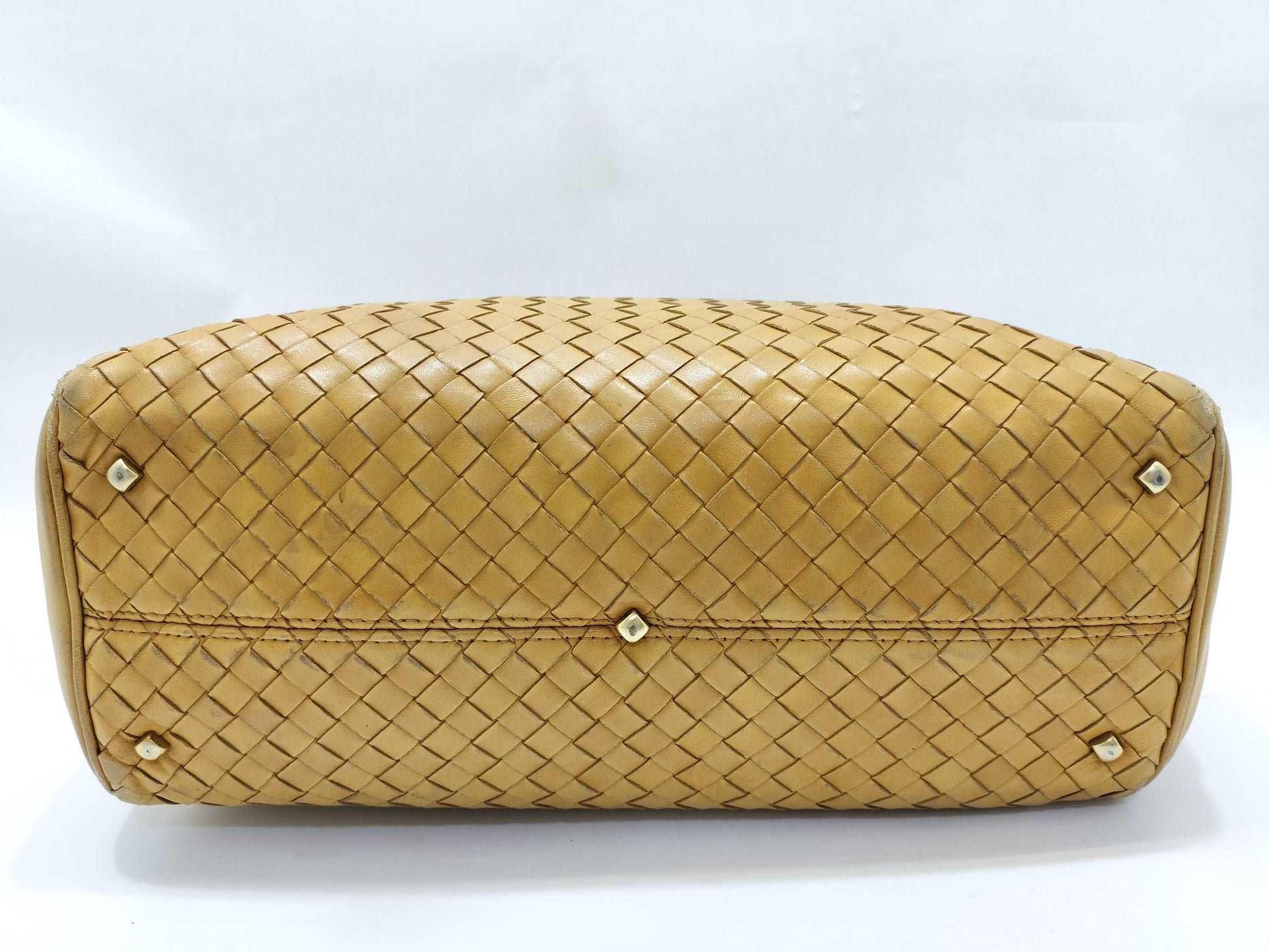 BOTTEGA VENETA Intrecciato Bottega Veneta Handbag Intrecciato Leather Handbag