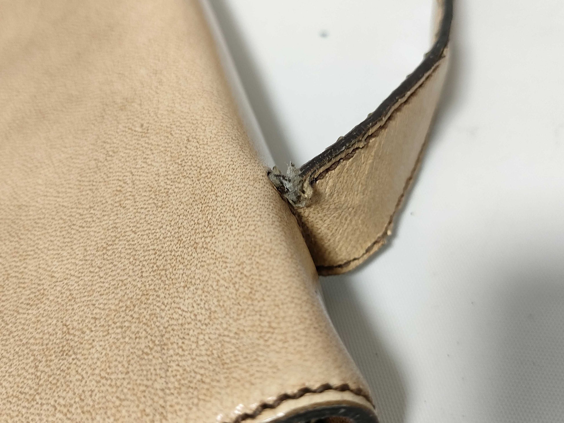 Miu Miu Shoulder Bag Turn Lock Logo Shoulder Bag