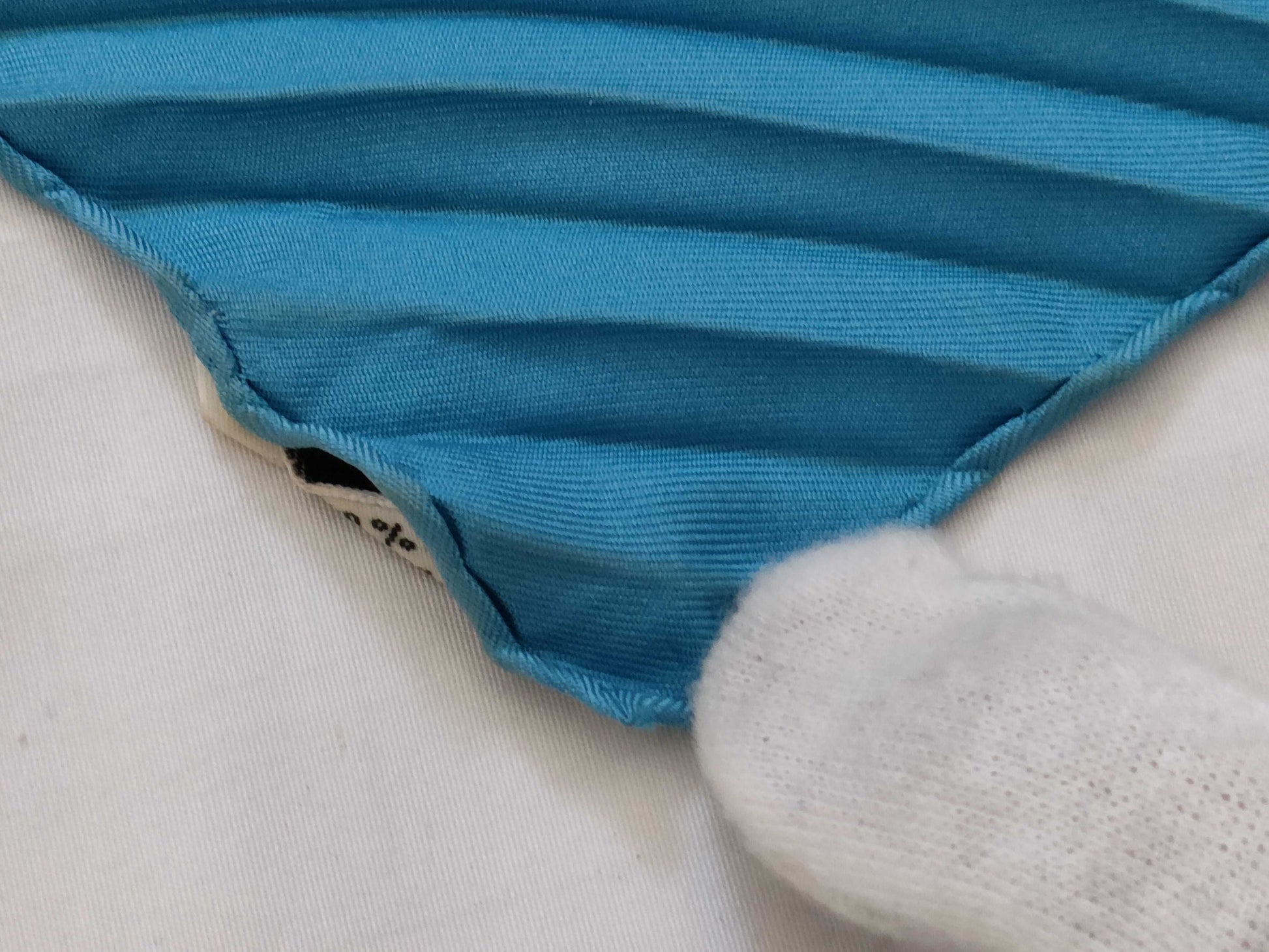 HERMES Pleated Scarf CHASSE au BOIS Silk Scarf Blue x Multicolor with Tag Other Accessories