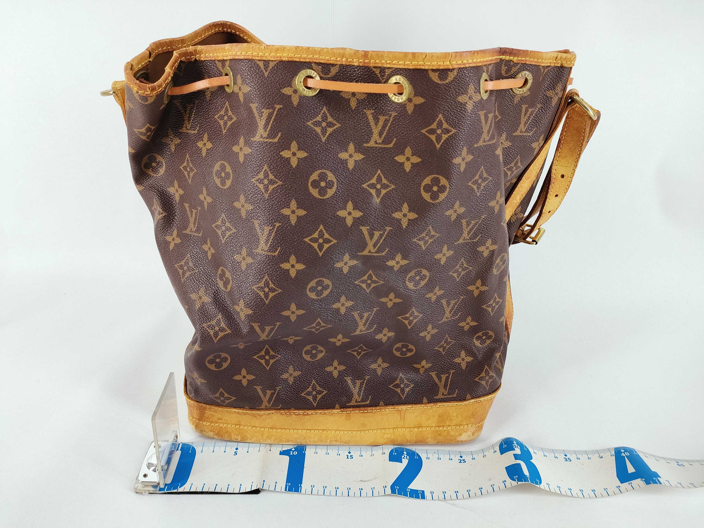 LOUIS VUITTON Monogram Noe M46976 Shoulder Bag