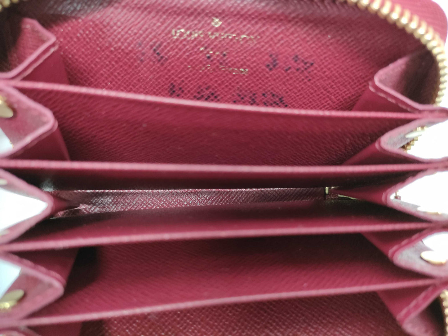 LOUIS VUITTON Multicart Fuchsia M61299 Coin Case